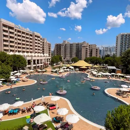 Royal Premium Διαμέρισμα Σάνι Μπιτς