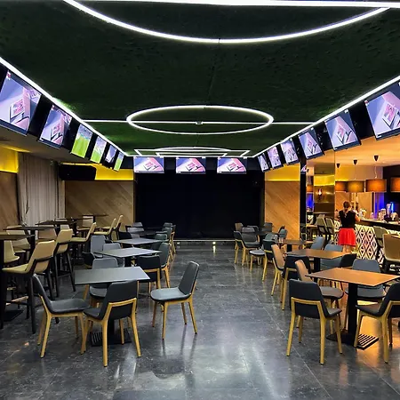 Royal Premium Σάνι Μπιτς