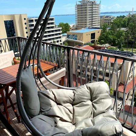 Royal Premium דירה